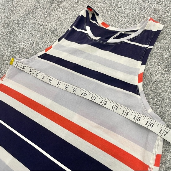 Lululemon All Tied Up Tank
Beach Blanket Stripe Alarming Naval Blue - Picture 13 of 15